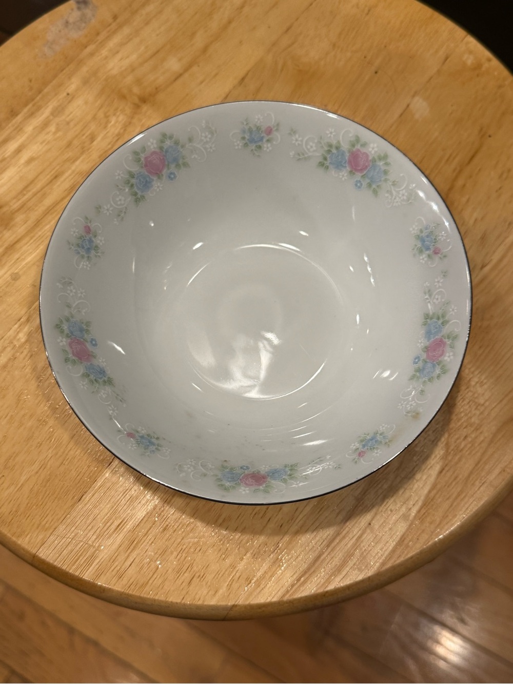 “Prestige” by China Garden- 6 vintage floral pattern bowls